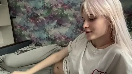 CelenFomes webcam model stream image