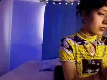 anika_lowen webcam model stream image