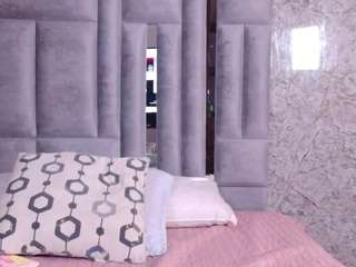 cutepetitee webcam model stream image