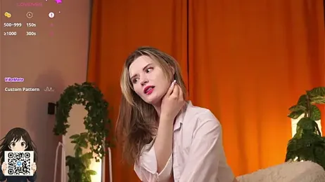 LoraDevon webcam stripchat model stream image