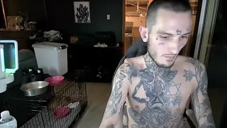 KumWithTheKommas webcam model stream image