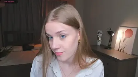 OdellaFrake webcam model stream image