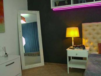 TaniaKarevina webcam model stream image