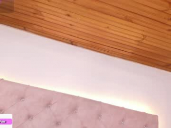 angie_mcqueen webcam model stream image