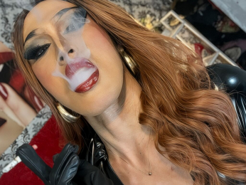 NadiaValora webcam model stream image