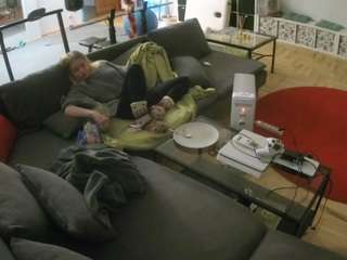 voyeurcam-julmodels-living-3 webcam model stream image