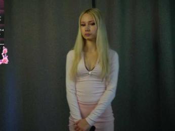 RosyCheeks1 webcam bongacams model stream image