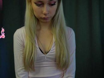 RosyCheeks1 webcam model stream image