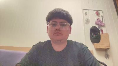 Cierra_milk webcam model stream image