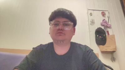 Cierra_milk webcam model stream image