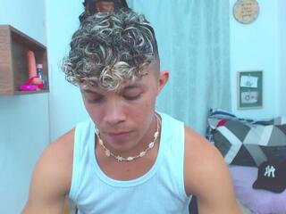 Lucas Luxx webcam model stream image