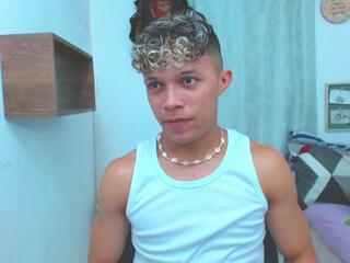 Lucas Luxx webcam model stream image