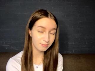 Chere Kahaleua webcam model stream image