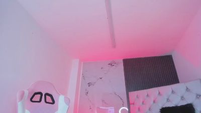 chloe_sagee webcam model stream image