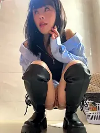 Game_yoyo webcam model stream image