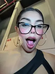 zui_lu webcam model stream image