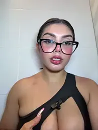 zui_lu webcam model stream image