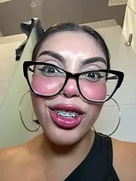 zui_lu webcam model stream image