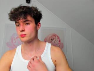Nikk Carville webcam model stream image