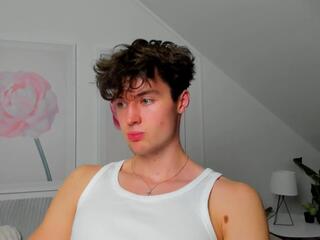 Nikk Carville webcam model stream image