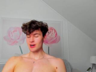 Nikk Carville webcam model stream image