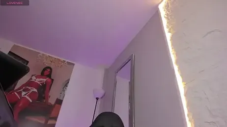 Sharicklovee webcam model stream image