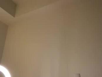 latinella webcam model stream image