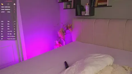 MiaBanger webcam model stream image