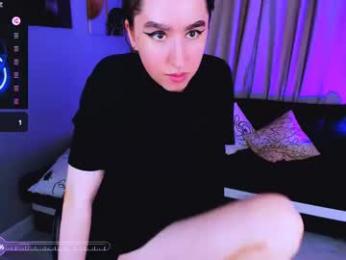 lily_xbaby webcam model stream image