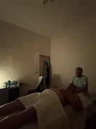 big-cat- webcam model stream image