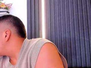 max-turner1 webcam model stream image