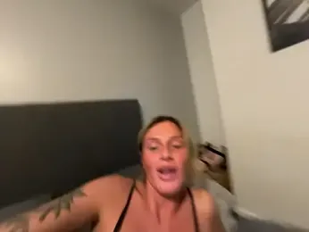 jadey19x webcam stripchat model stream image