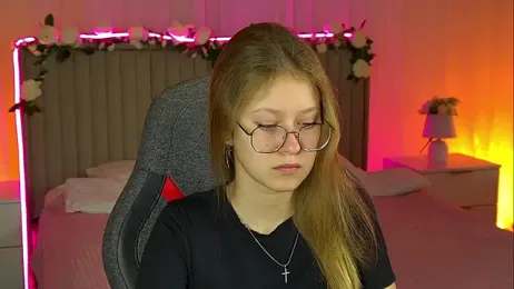 EveMundie webcam model stream image