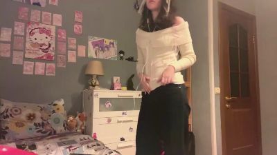 KarleneMeabon webcam cam4 model stream image