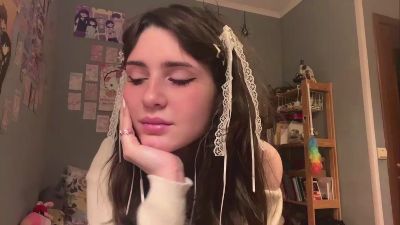 KarleneMeabon webcam cam4 model stream image