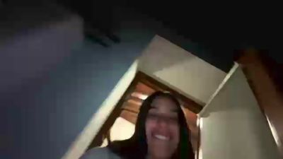 Evalov webcam model stream image