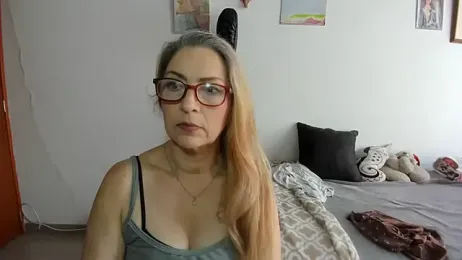 D-yanamilf webcam model stream image