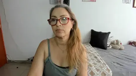 D-yanamilf webcam model stream image