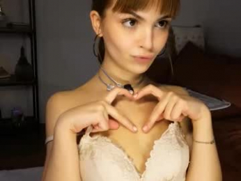 eva_zill_blossom webcam model stream image