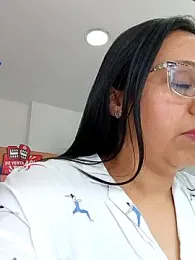 Violeta-Stationery_7 webcam model stream image