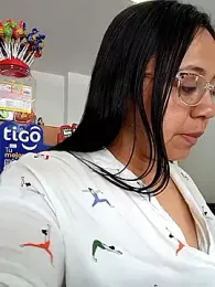 Violeta-Stationery_7 webcam stripchat model stream image