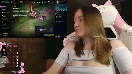 MoonlishSiren webcam model stream image