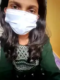 Shivani2002 webcam model stream image