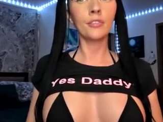 maciimayy webcam model stream image