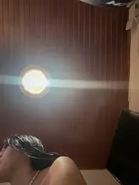 Sofia_Collins- webcam model stream image