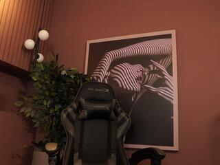 Tian Brooks webcam model stream image