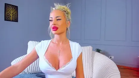 Awww_Ella webcam model stream image