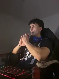 gojo_satoru_18 webcam model stream image