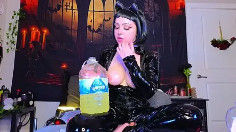 Ivey_Strigoi webcam stripchat model stream image