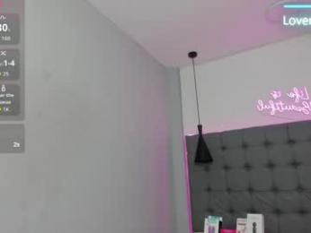scarletcherry18 webcam model stream image